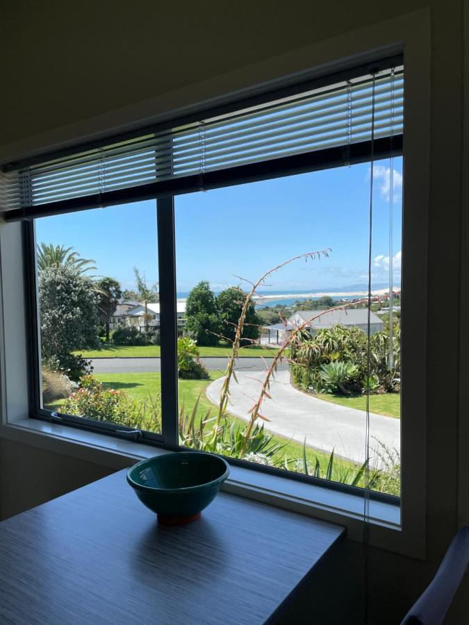 Chalet Cullen, Mangawhai Exterior photo